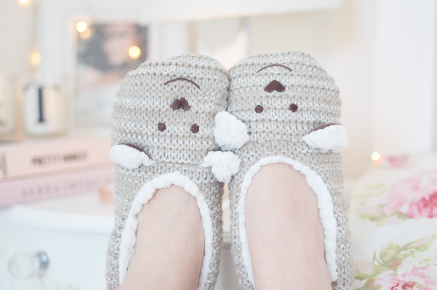 bear slippers primark